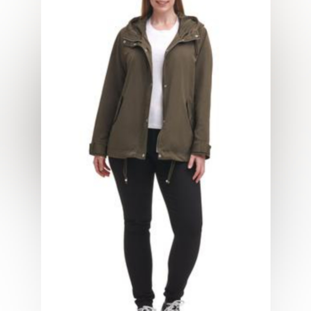 New Levi's Trendy Plus Size Hooded Rain Jacket. Army green color.  Olive 3X